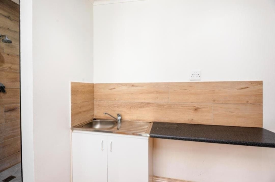 3 Bedroom Property for Sale in Lansdowne Western Cape